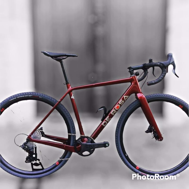 wekelijks Verstikkend Prelude Cicli De Rosa DE ROSA - GRAVEL CARBON - Rosso Rubino - 52 cm (S) Frameset  bestellen bij BiciMondo