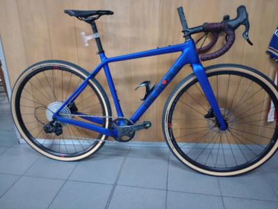 GRAVEL CARBON -SPECIAL BLU OPACO  [XS]