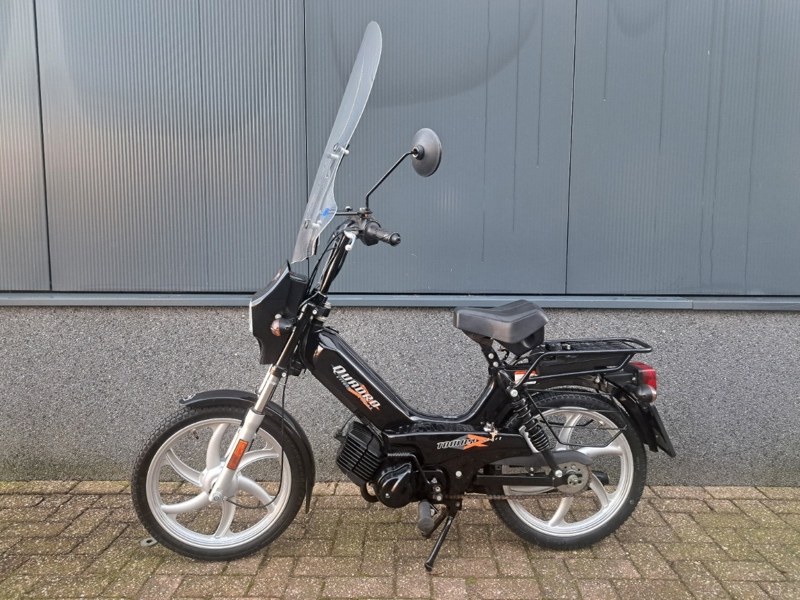 VERKOCHT .....Tomos Quadro EX 25 km/h