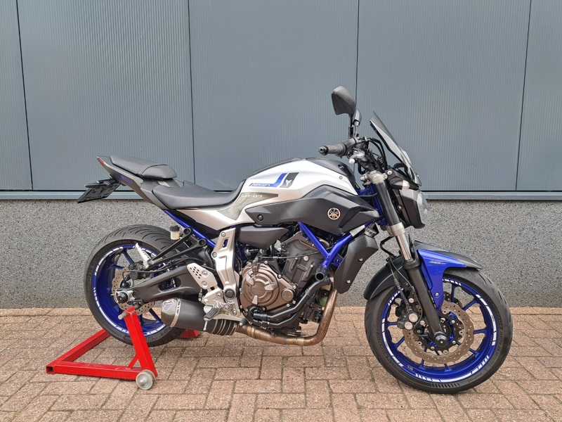 VERKOCHT .....Yamaha MT-07   (a2 / 35kw geschikt)