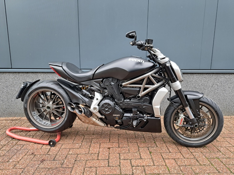 Verwacht.... Ducati X diavel