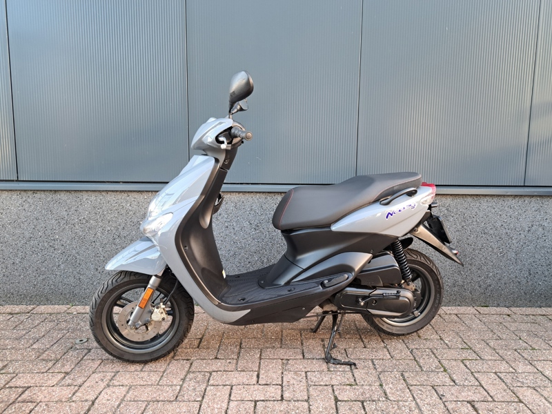 Yamaha Neo's 4T 45 km/h