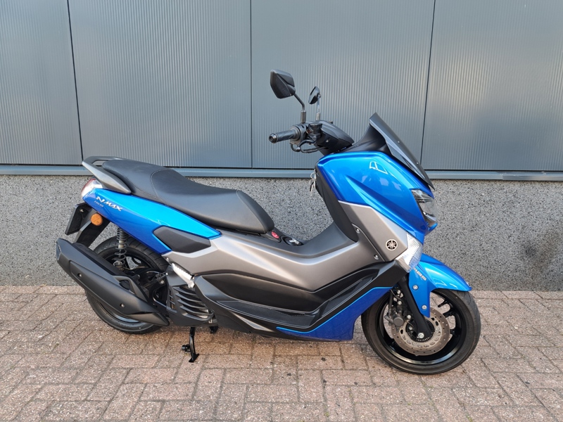 Yamaha N-Max 155 ( A2 Rijbewijs )