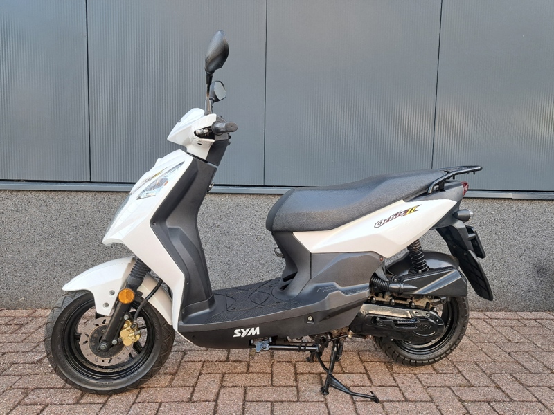 SYM Orbit II wit  45 km/h