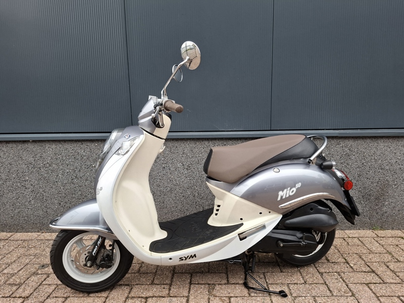 SYM Mio 45 km/h