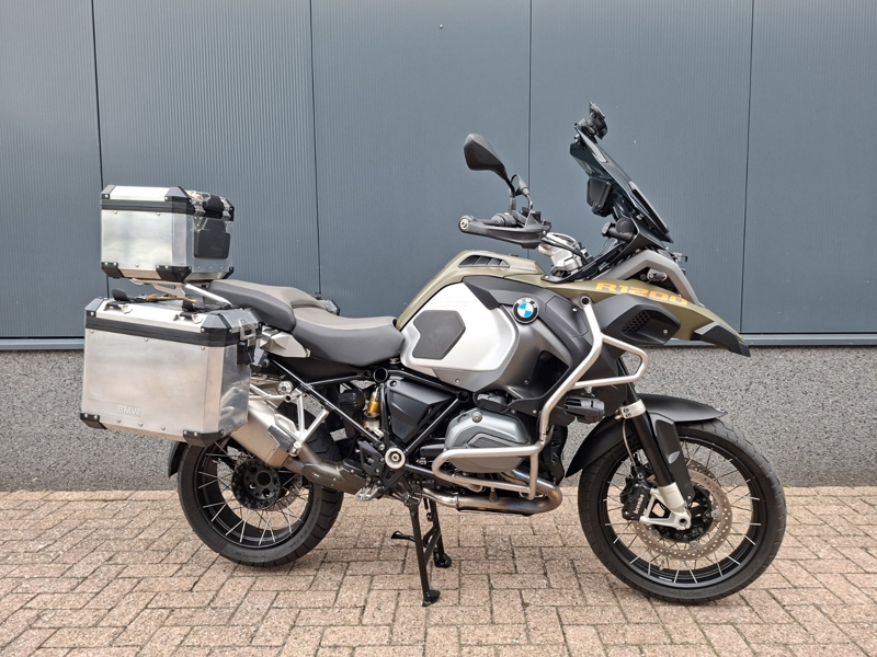 Verwacht.... ....BMW R 1200 GS Adventure LC FULL OPTIONS !!!