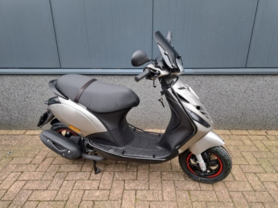 Piaggio Zip  S 4t Special Full Option