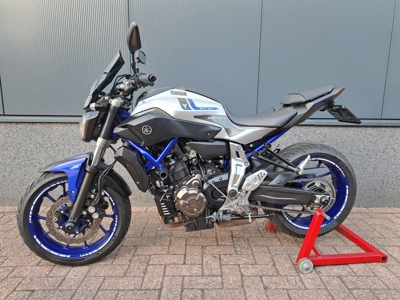 VERKOCHT .....Yamaha MT-07   (a2 / 35kw geschikt)