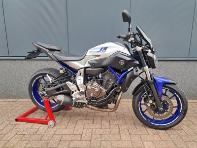 VERKOCHT .....Yamaha MT-07   (a2 / 35kw geschikt)