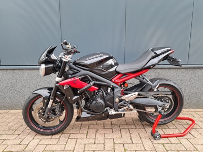 Triumph Street Triple R 675