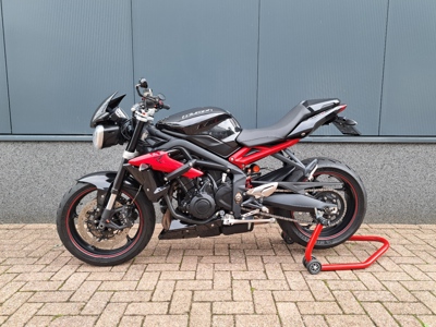 Triumph Street Triple R 675