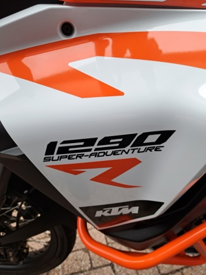 KTM 1290 Super Adventure R   full options