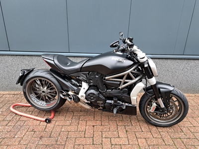 Verwacht.... Ducati X diavel