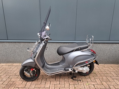 Vespa Sprint Sport 45 km/h Full Options