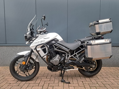 Triumph Tiger 800 XRx Wit