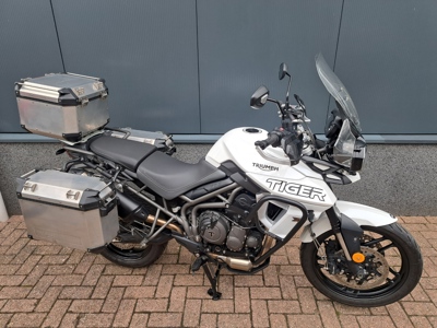 Triumph Tiger 800 XRx Wit