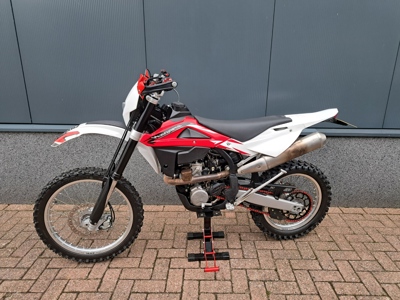 VERKOCHT Husqvarna TE 310 R  enduro 2011   (A2)