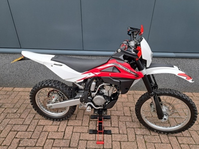 VERKOCHT Husqvarna TE 310 R  enduro 2011   (A2)