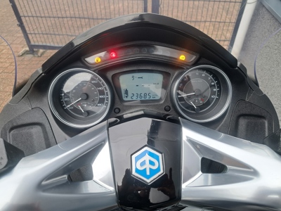 Piaggio X10