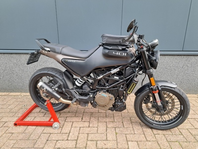 Husqvarna Svartpilen 401