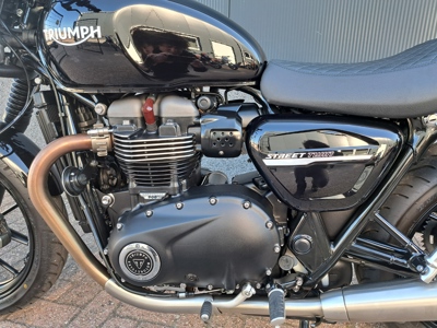 Triumph Street Twin 900 ABS