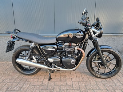 Triumph Street Twin 900 ABS