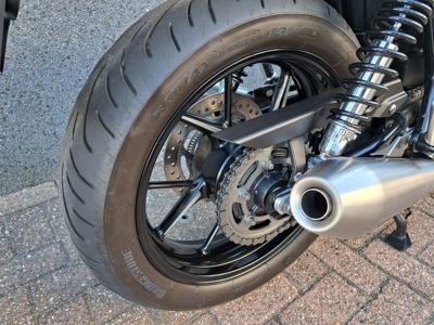 Triumph Street Twin 900 ABS