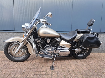 Yamaha XVS 1100  Dragstar Classic