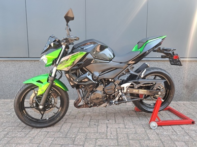 Verwacht.... ......Kawasaki Z 400 ABS