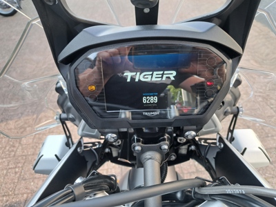Triumph Tiger 800 XRT