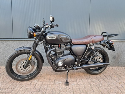 Triumph Bonneville T 100 Black