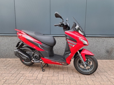 Aprilia SXR 50  45 km/h 2024