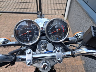 Yamaha SR 400 ( A2- rijbewijs )