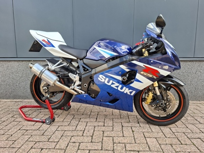 ..... Suzuki GSX-R 600 2004