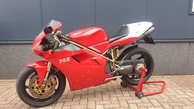 VERKOCHT ...Ducati 748 rood