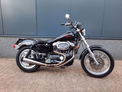 ........Harley Davidson XL 1200 Sport