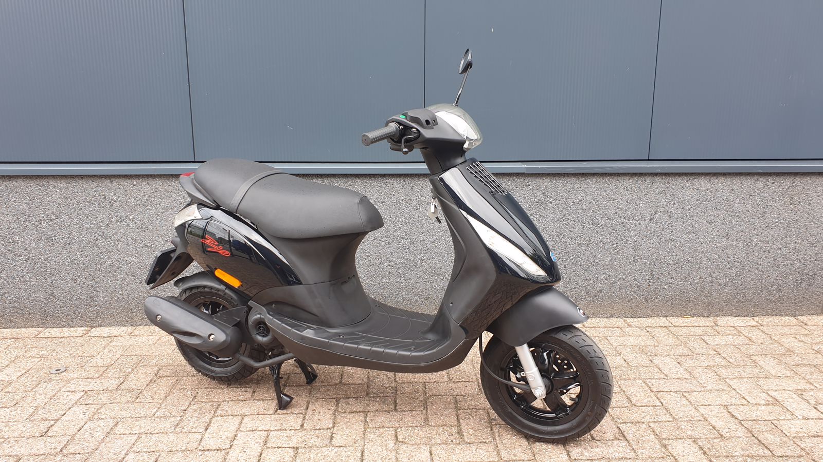 Verkocht Piaggio Zip Takt Zwart Km H Bestellen Bij Jdkmotoren Nl