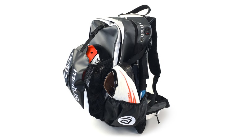 Cádomotus skeeler backpack waterproof black/white