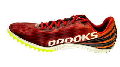 Brooks Mach 17 Spikes Highriskred/exuberance/black