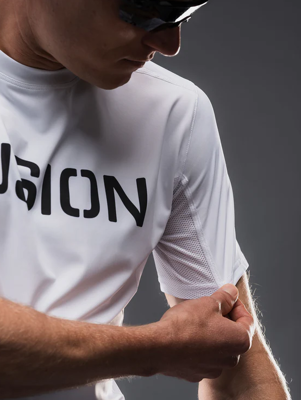 Fusion mens Tempo! t-shirt white brand