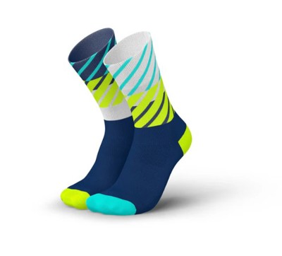 running diagonal navy camary