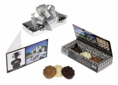 Zeeuwse knop bonbons in een doosje